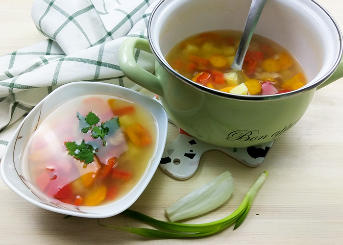 Обед (258 ккал): Лёгкий рыбный суп