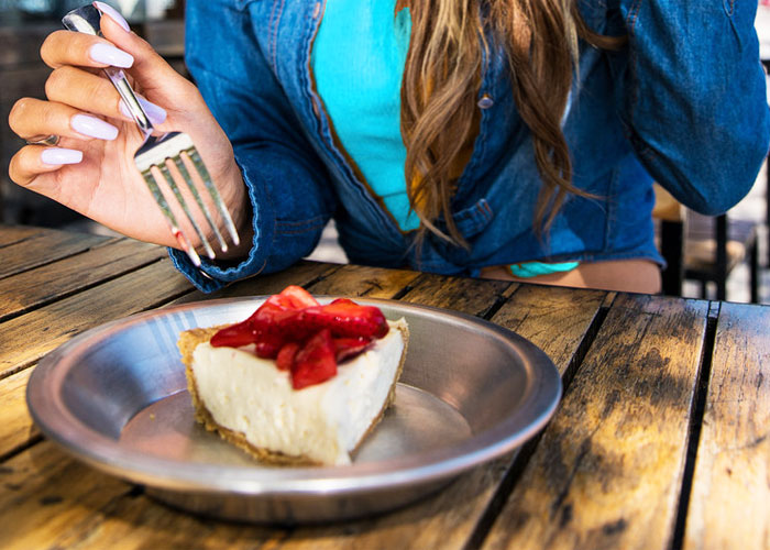 Читмил: послабление или необходимость?