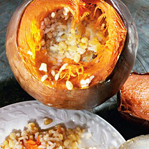 Ароматный рис с тыквой и кедровыми орехами