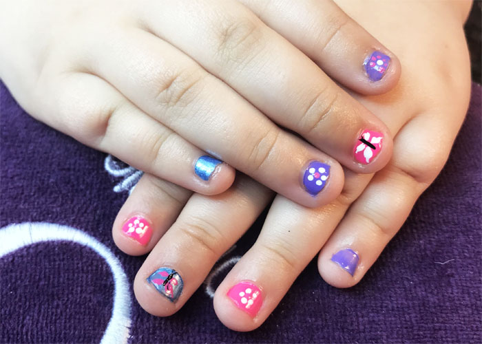 Зачем делать ребёнку маникюр?