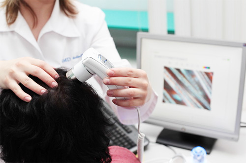 Способы лечения и восстановления волос с помощью медицины