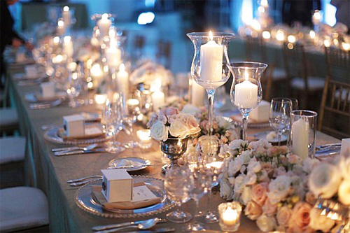 Свечи – это тот атрибут, без которого не может обойтись важное, серьезное торжество или романтическая встреча