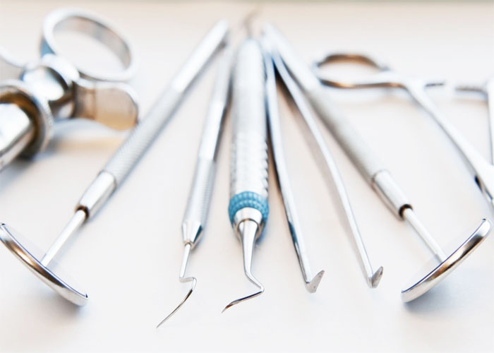 Какие инструменты использует стоматолог в своей работе
