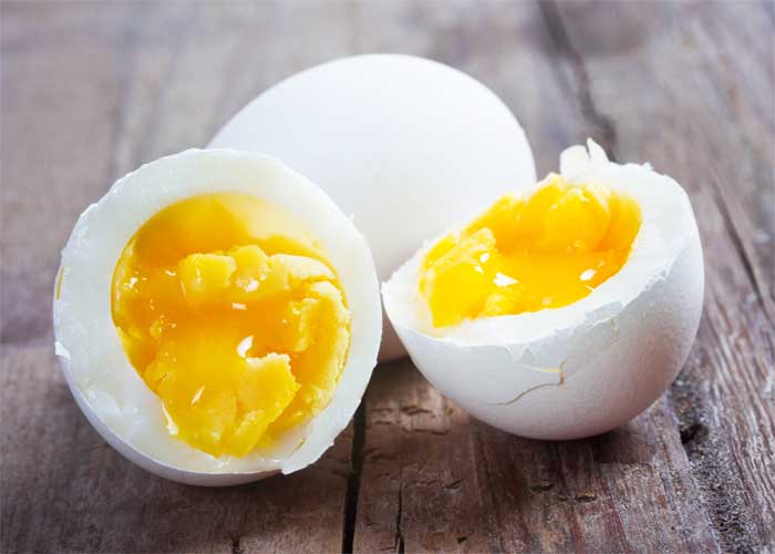Что будет, если съедать по одному яйцу в день
