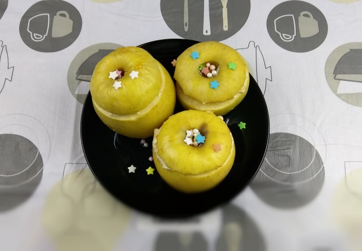 Яблоки запеченные с творогом
