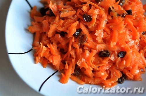 Салат из моркови с яблоком и изюмом. Пошаговый рецепт с фото