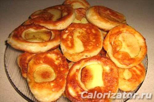 Оладьи кефирные с яблоками Оладьи кефирные с яблоками