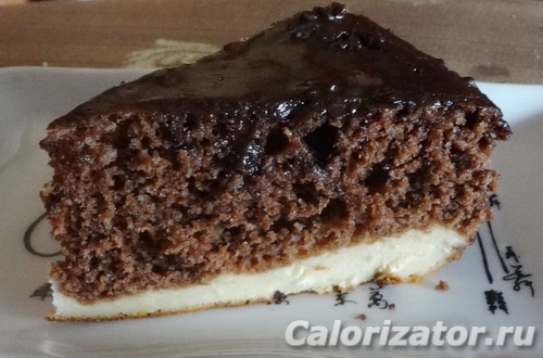 Шоколадный пирог на творожной основе в мультиварке, рецепт с фото