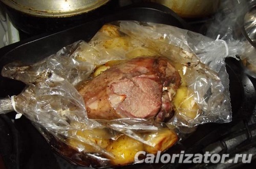 Картошка с курицей в рукаве в духовке - 10 рецептов с фото пошагово