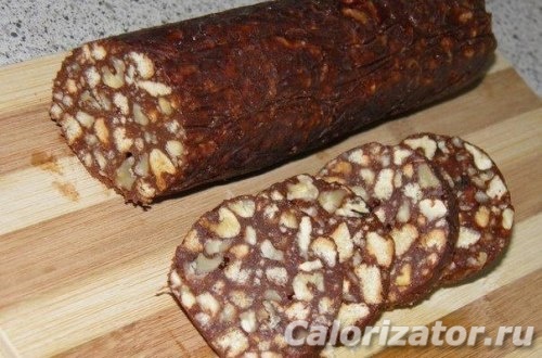 Колбаса шоколадная из печенья со сгущенкой