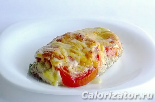 Куриная грудка с сыром и помидорами, запеченная в духовке
