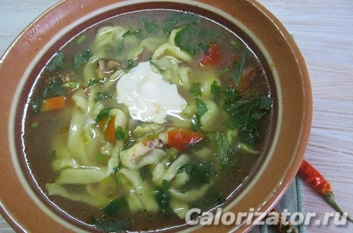 Суп овощной с домашней лапшой