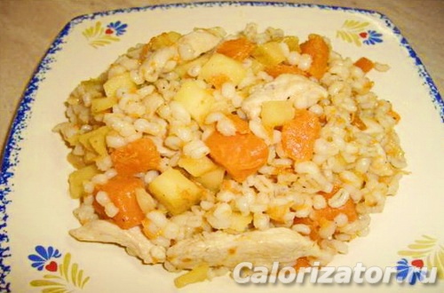 Перловка с тыквой и яблоком