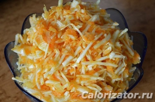 Как приготовить рецепт Салат из капусты, яблок и моркови
