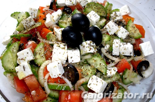 Как приготовить греческий салат: классический рецепт и 5 самых креативных идей - Лайфхакер