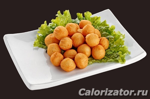 Картофельные шарики из пюре в панировке с сыром
