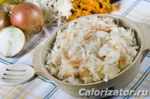 Салат из квашенной капусты с сельдереем Салат из квашенной капусты с сельдереем