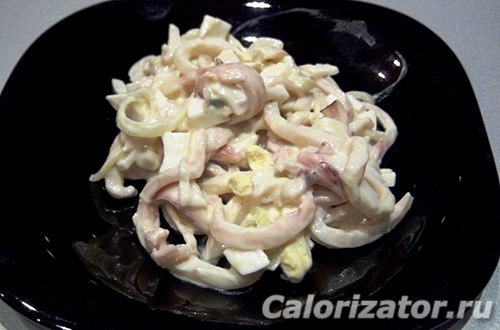 Салат из кальмаров с рисом и яйцом, пошаговый рецепт с фото на ккал