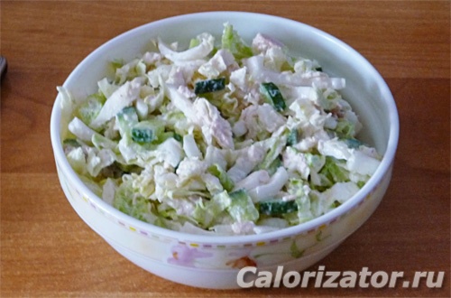 Салат капустный с куриным филе и соевым соусом Салат капустный с куриным филе и соевым соусом