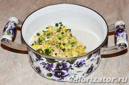 Окрошка с копченой курицей без кваса Окрошка с копченой курицей без кваса