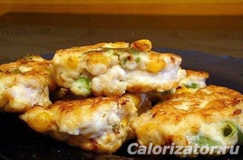 Оладьи куриные со стручковой фасолью и кукурузой Оладьи куриные со стручковой фасолью и кукурузой