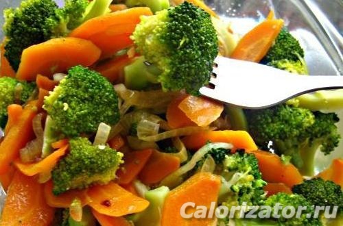 Капуста жареная с морковью, луком: калорийность, белки, жиры, углеводы