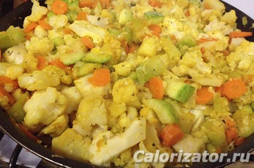 Салат из кабачков и цветной капусты – кулинарный рецепт