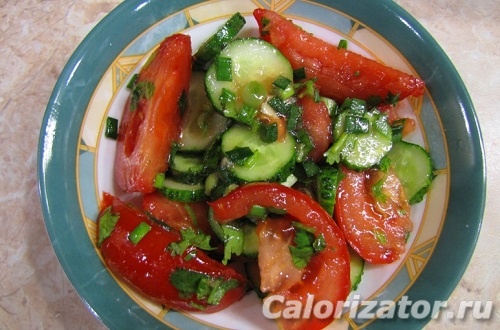 калорийность свежих огурцов и помидоров