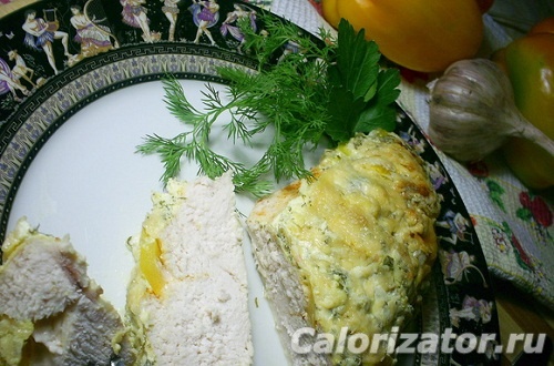 Куриная грудка под сметанно-чесночным соусом Куриная грудка под сметанно-чесночным соусом
