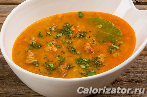Чечевичный суп на свином бульоне