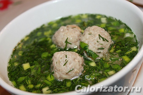 Куриный бульон с фрикадельками и зеленью по Дюкану