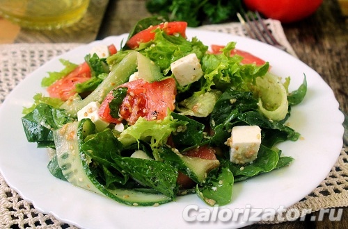 Салат из огурцов и помидор с зеленью - калорийность, состав, описание - эталон62.рф