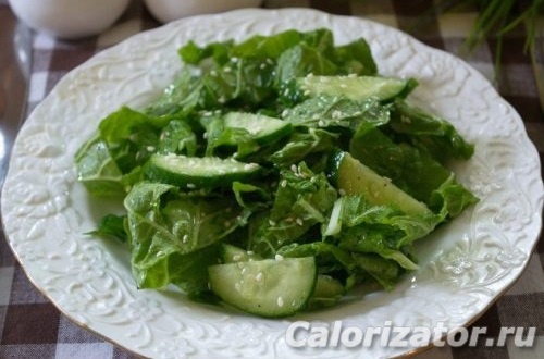 Салат с пекинской капустой и огурцами Салат с пекинской капустой и огурцами