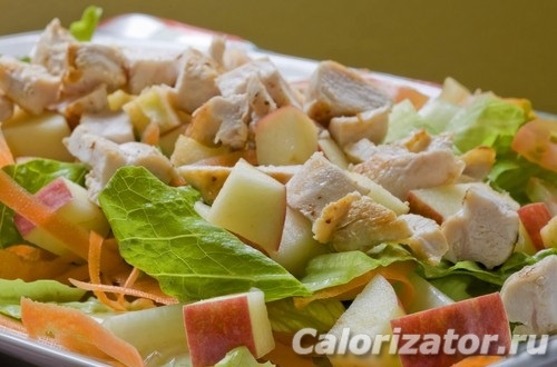 Куриный салат с яблоками