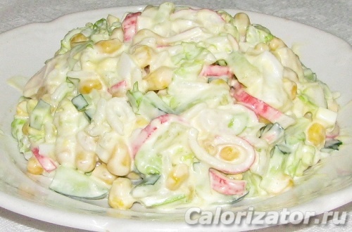 Салат с крабовыми палочками и белокочанной капустой