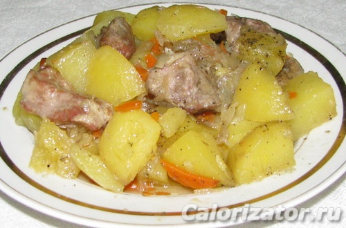 Рецепт: Тушеная картошка с мясом - Вкуснейший соус в обычной кастрюле.