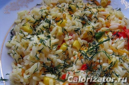 Рис пожаренный на сковороде с овощами Рис пожаренный на сковороде с овощами