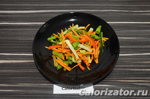 Пикантный салат с морковкой по-корейски