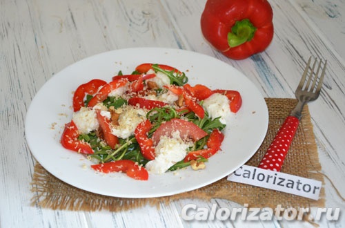 Салат из помидоров, моцареллы и рукколы – калорийность и рецепт