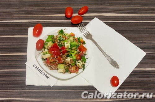 Гречневый салат с овощами