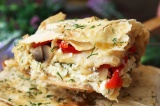 Пирог из лаваша с творогом и овощами