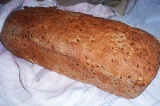 Готовый продукт: ржаной хлеб с льняными семечками