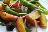 Салат с фасолью и печеным картофелем