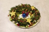 Готовое блюдо: салат Новогодний венок
