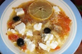 Готовое блюдо: рыбный суп по-гречески