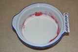 Шаг 4. Добавить натуральный йогурт.