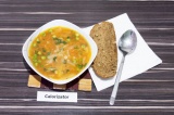 Готовое блюдо: овощной суп со звездочками