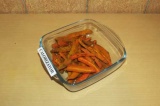 Готовое блюдо: запеченые морковь и батат