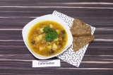Готовое блюдо: суп из баклажанов с грибами